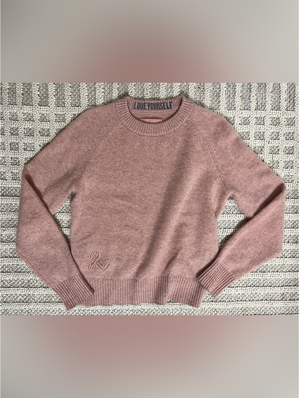 Zadig & Voltaire cashmere sweater with contrasting piping. Pink and size small